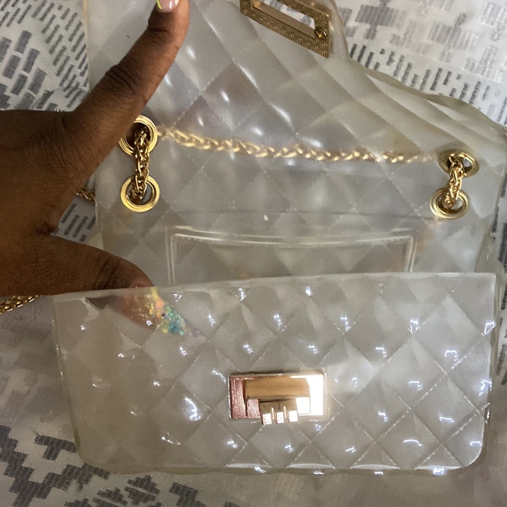 PVC handbags with gold chain - Picture 3 of 5